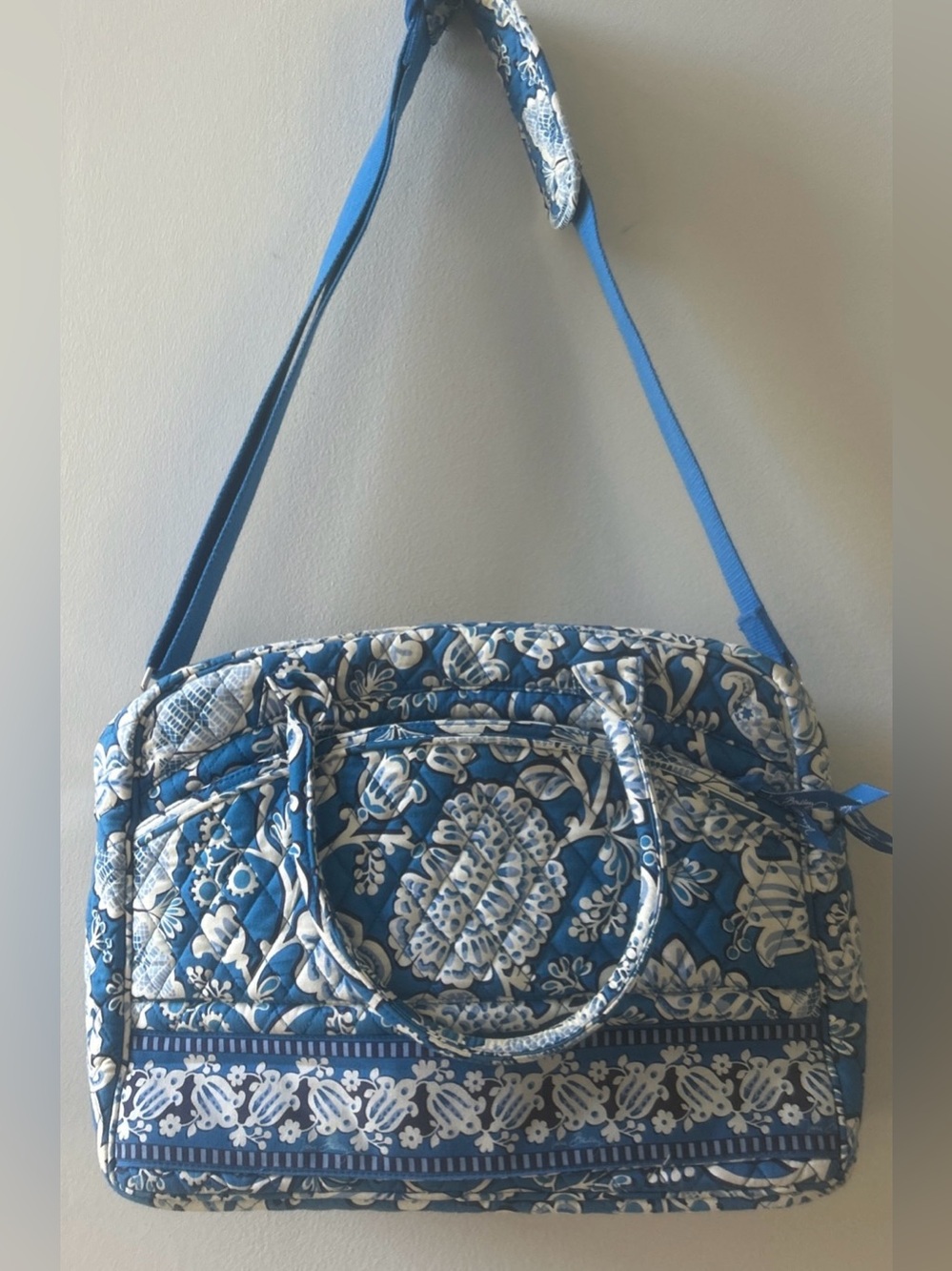 NWOT Vera Bradley Blue Lagoon Laptop bag/tote case Retired pristine